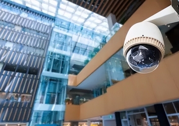 「智慧安防」聚英安防監(jiān)控系統(tǒng)解決方案，智能防盜報(bào)警，自動(dòng)巡邏